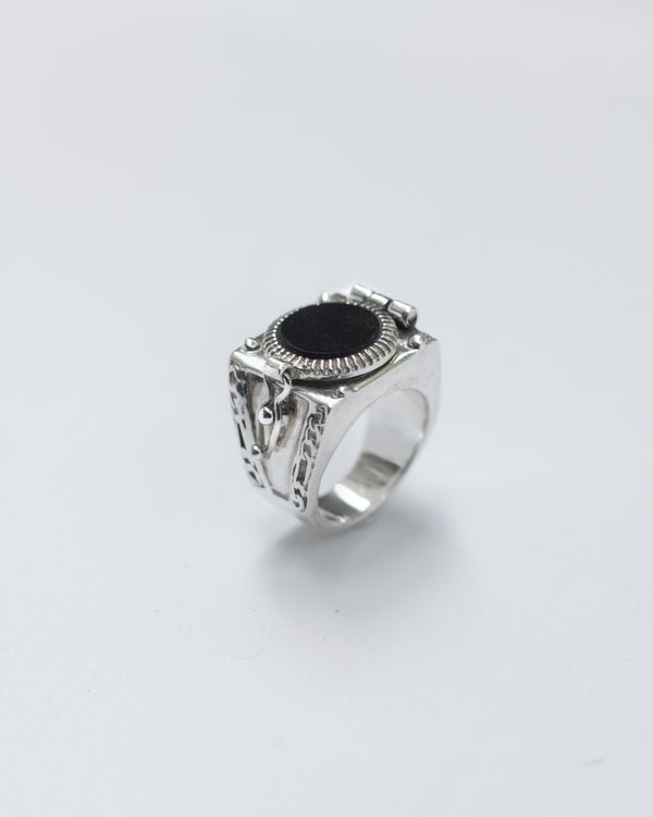 MOMENTUM RING